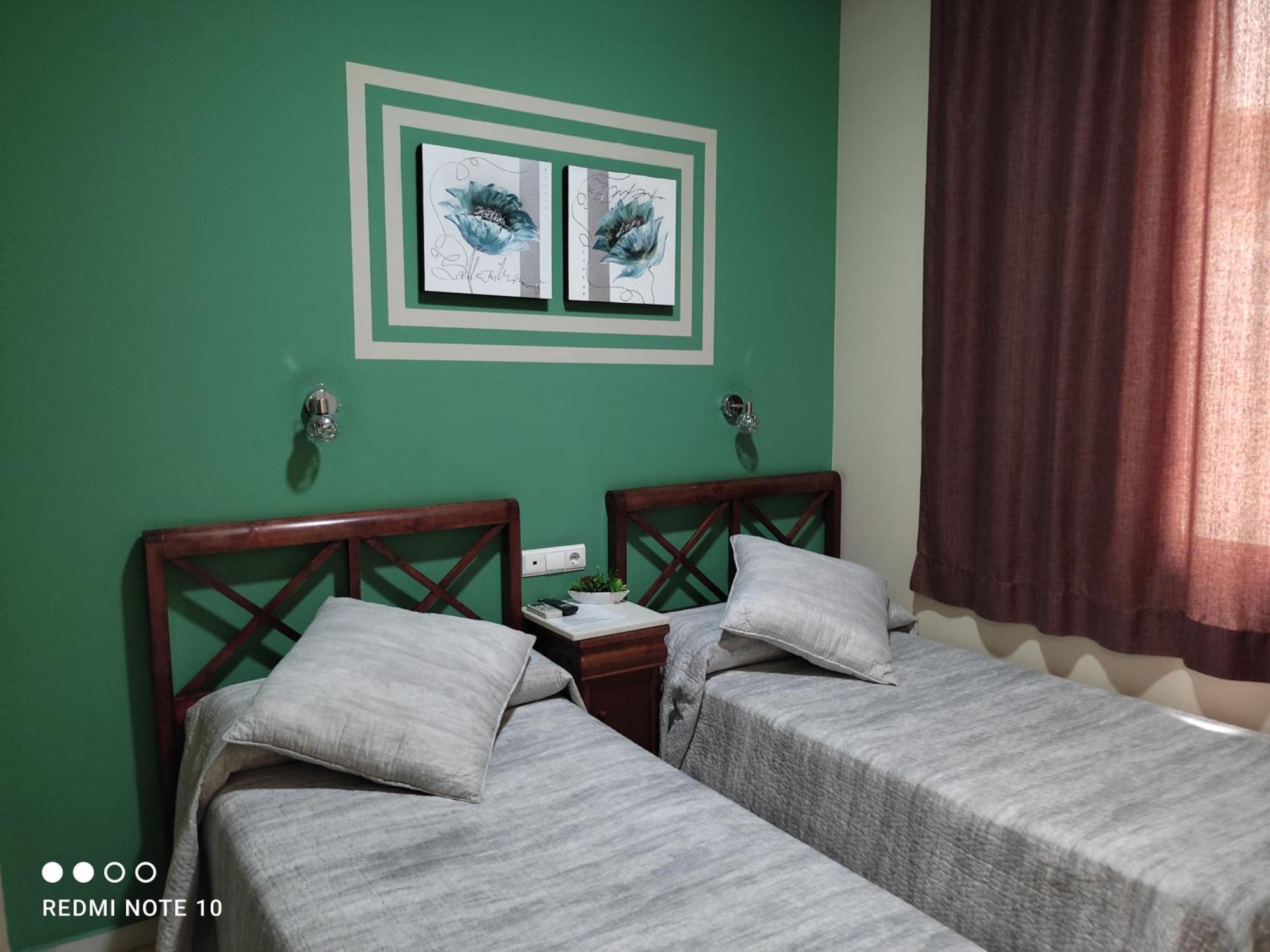 Hostal Puerta Carmona Seville Room photo